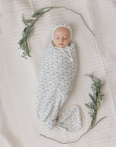 Velour vine pattern layette set - Blue on ivory