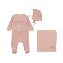 Load image into Gallery viewer, Velour pleated layette set - Tea rose
