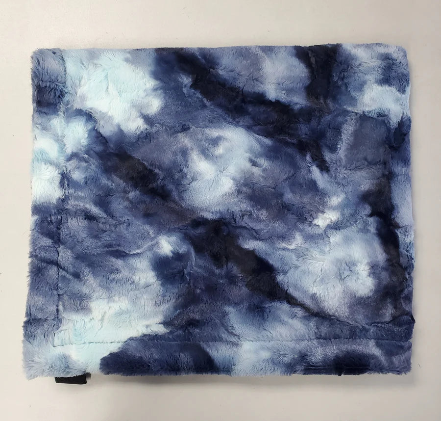 Sorbet sky navy super soft cozy blanket